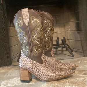 Leather womens cowboy boots